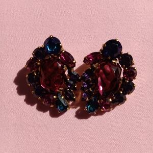 Weiss Elegant Multicolor Clip On Earrings